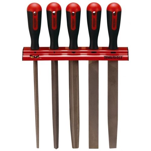 ZESTAW PILNIKÓW DO METALU 250MM Z WIESZAKIEM 5SZT. ZESTAW PILNIKÓW DO METALU 250MM Z WIESZAKIEM 5SZT.